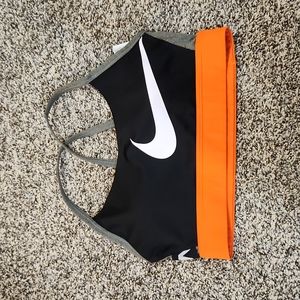 Nike Sports bra NWOT